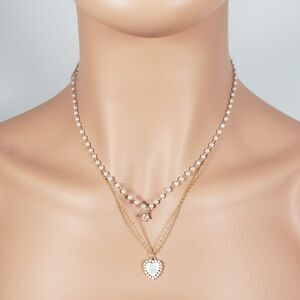 Brand New Heart Shape Pearl Necklace